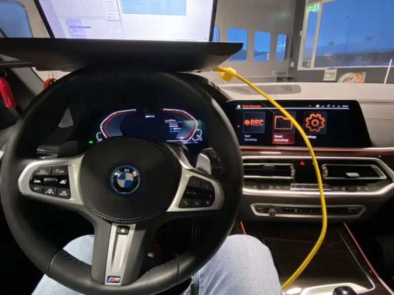 Full uppfærsla á upplýsingakerfi — BMW 530e G30